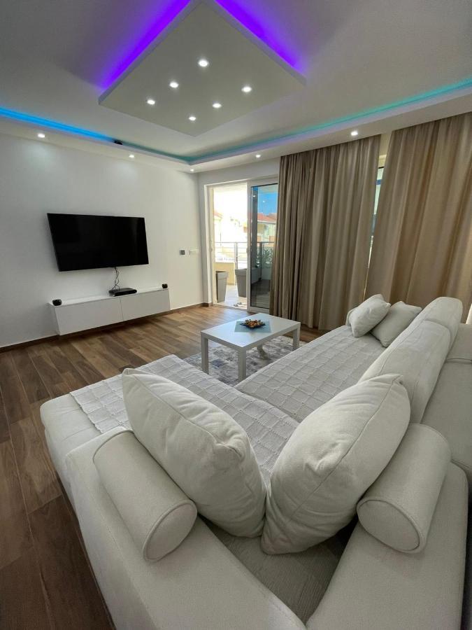 Appartement Charm à Petrovac Extérieur photo