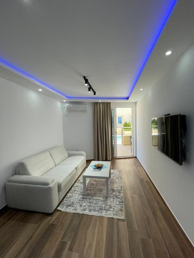 Appartement Charm à Petrovac Extérieur photo